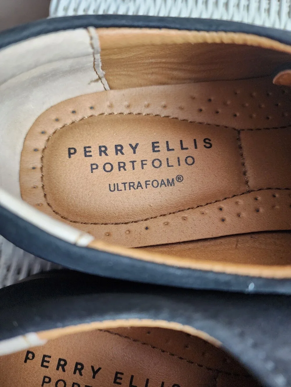 Perry Ellis Lilard Portfolio Ultra Foam Black Lace-Up Dress Shoes Style Size 9